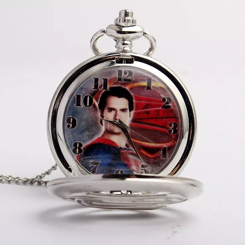 🆕️SUPERMAN(Kal-el) silver chain watch - Picture 2 of 4